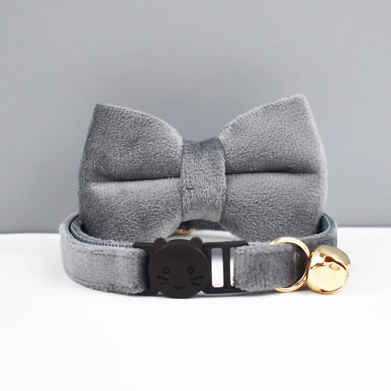 Fashion Pet Cat Collar Velvet Bowknot Kitten Collars with Bell Adjustable Safety Buckle Kitten Bow Tie Collar Pets Accessories