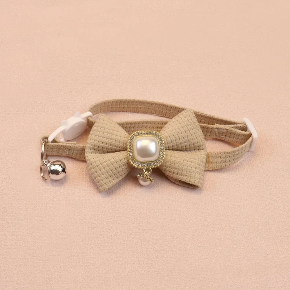 2024 New 20-35cm Adjustable Waffle Cat Collar Vintage Pearl Pendant Pet Collar Cute Bow Bell Small Dog Collar