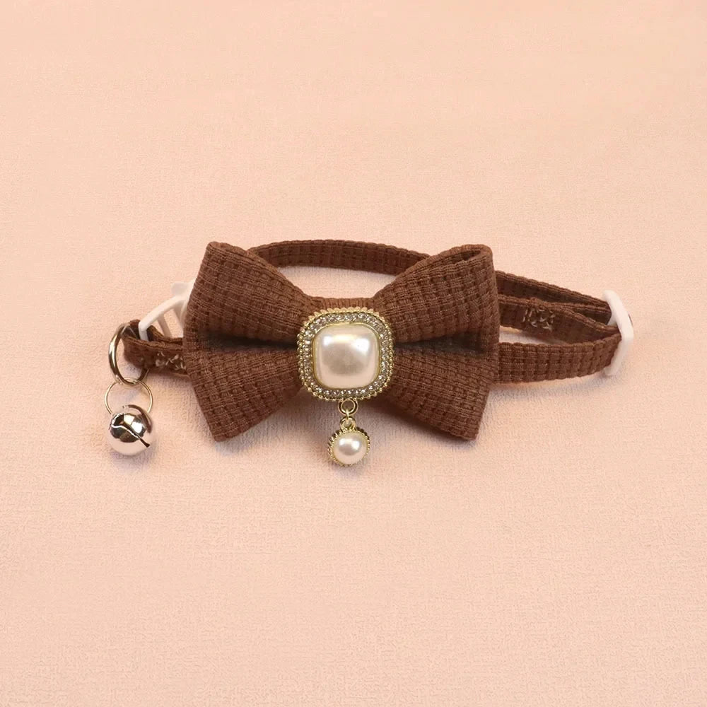 2024 New 20-35cm Adjustable Waffle Cat Collar Vintage Pearl Pendant Pet Collar Cute Bow Bell Small Dog Collar